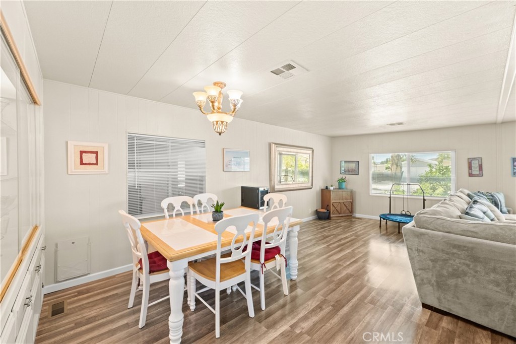 2964 Silver Oak Way Property Photo 17