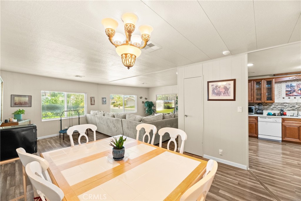 2964 Silver Oak Way Property Photo 18