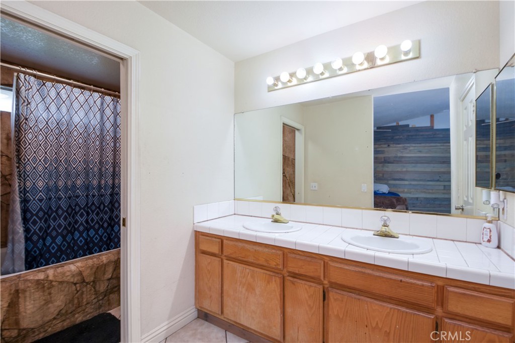 28970 Vacation Property Photo 16