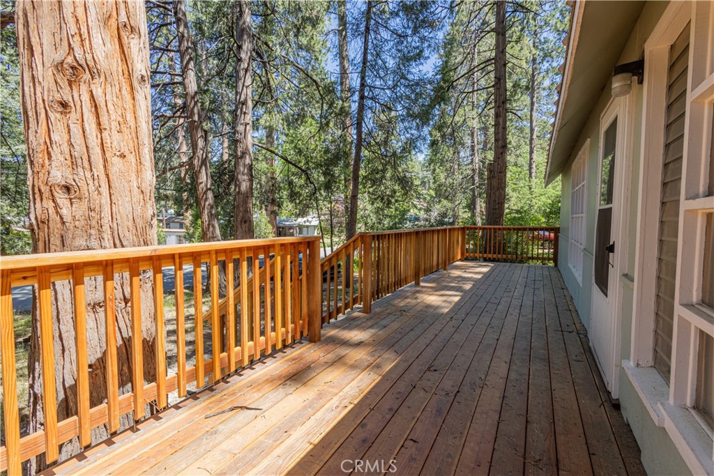 52745 Sylvan Way Property Photo 9