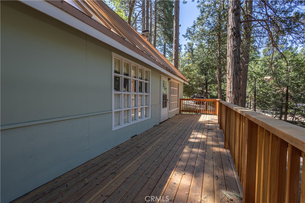 52745 Sylvan Way Property Photo 10