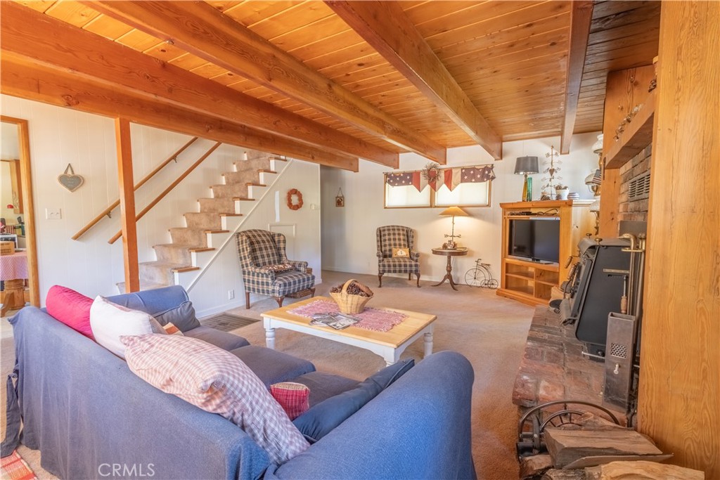 52745 Sylvan Way Property Photo 13