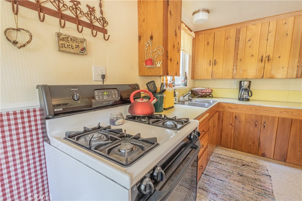 52745 Sylvan Way Property Photo 18
