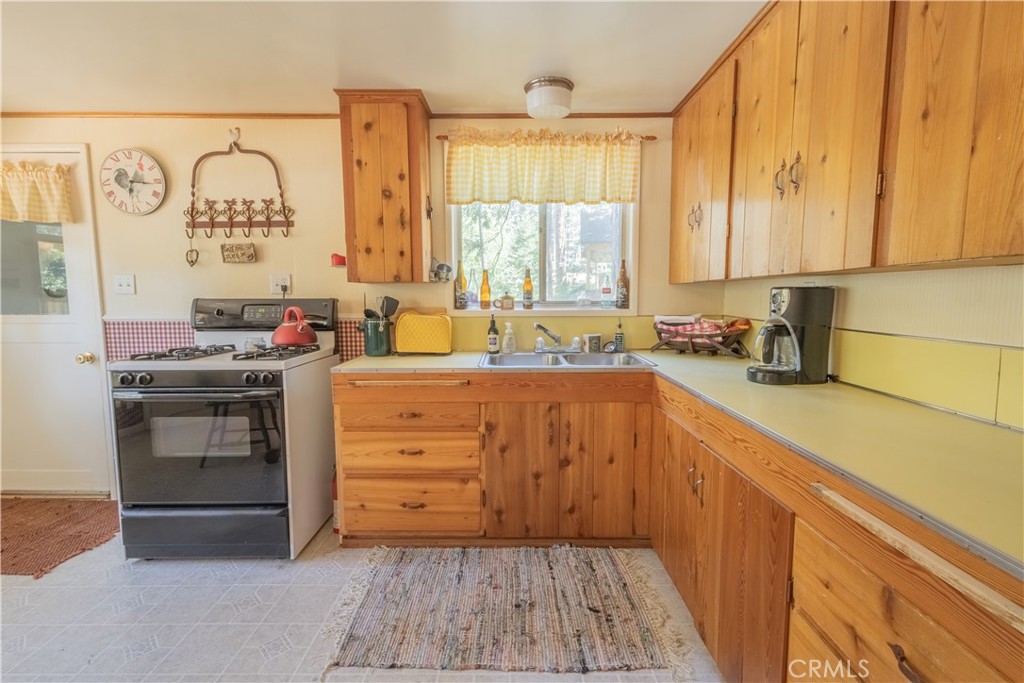 52745 Sylvan Way Property Photo 19