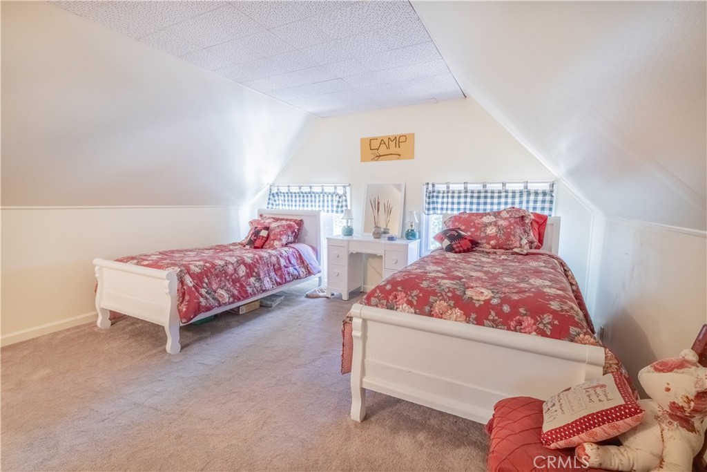 52745 Sylvan Way Property Photo 23