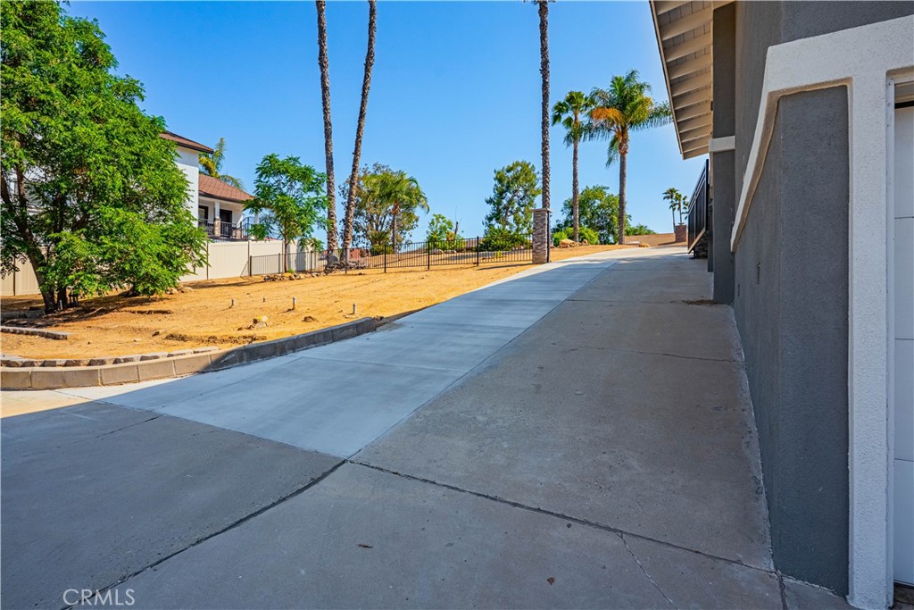 23256 Gray Fox Drive Property Photo 54
