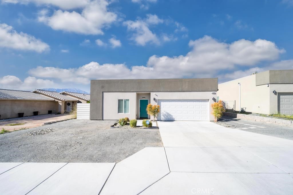 13645 Quinta Property Photo 2