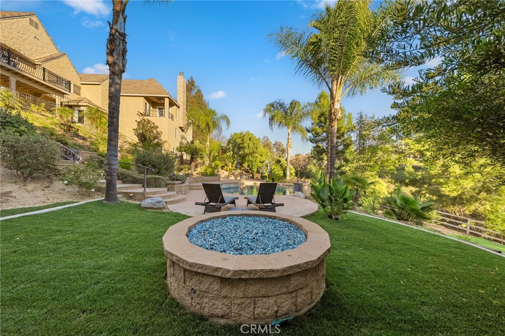 40900 Via Los Altos Property Photo 7