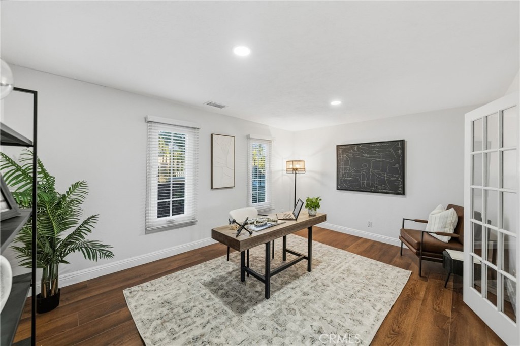 40900 Via Los Altos Property Photo 32