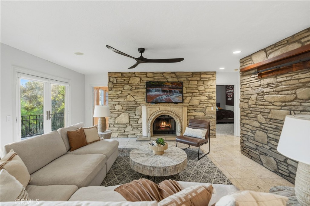 40900 Via Los Altos Property Photo 39