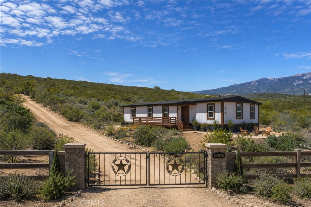 54075 Glenda Property Photo 2