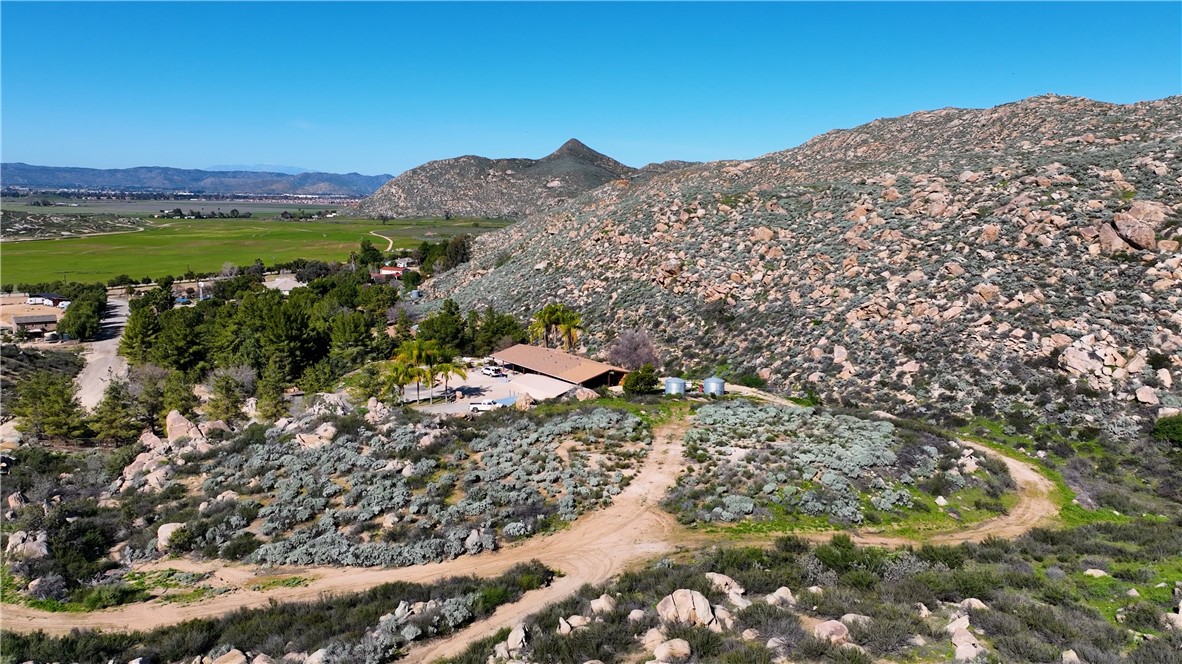 25 Starlight Mesa Drive Property Photo 3