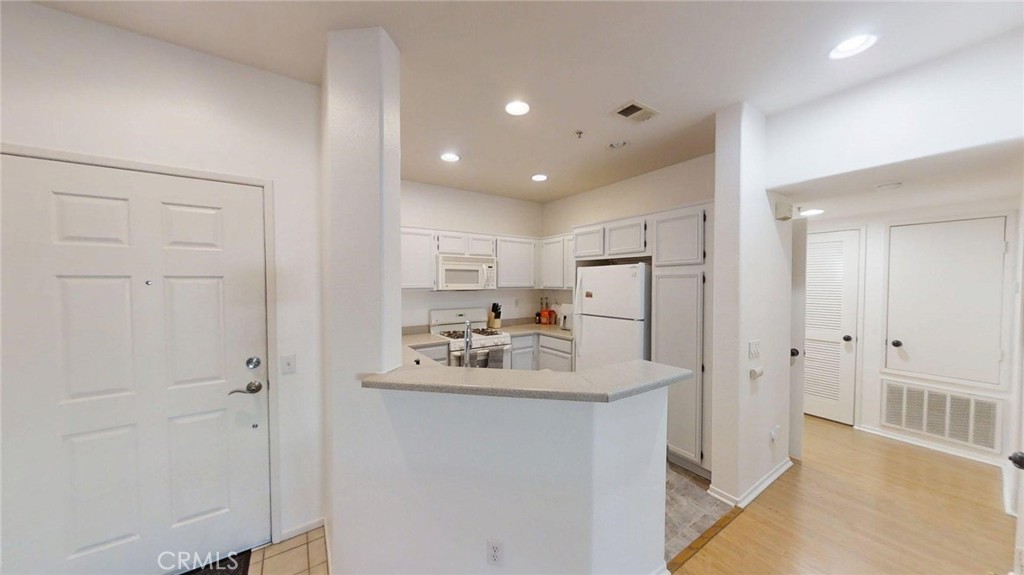 26426 Arboretum 806 Property Photo 5