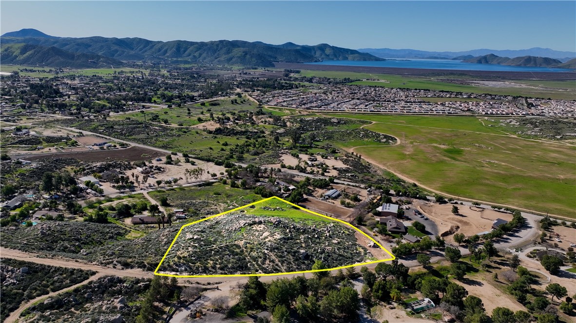 27 Starlight Mesa Drive Property Photo 1