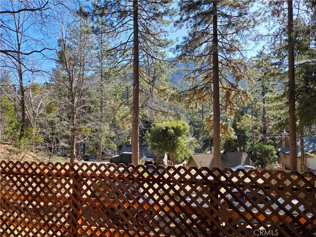 5910 Robin Oak Property Photo 7