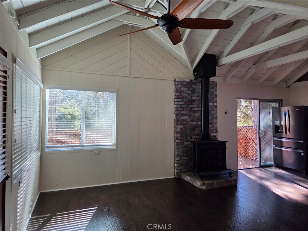 5910 Robin Oak Property Photo 13