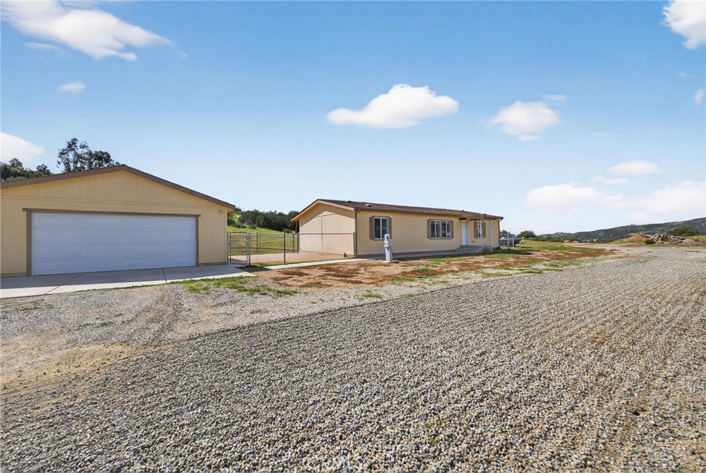 39230 Grassy Road Property Photo 5