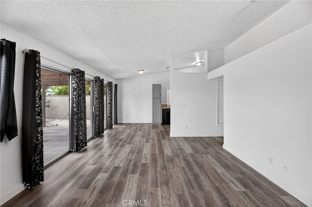 129 Olivetree Drive Property Photo 8