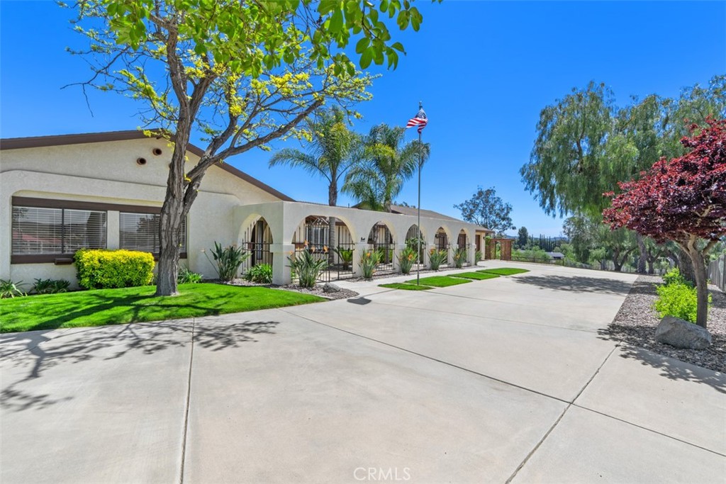 37790 Los Alamos Road Property Photo 4