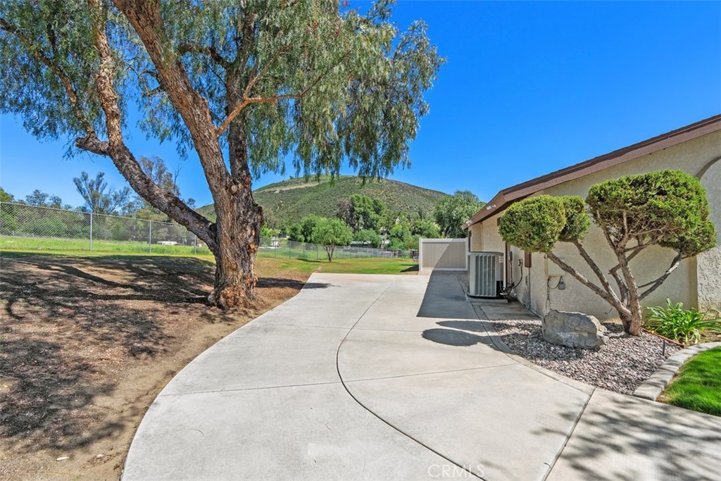 37790 Los Alamos Road Property Photo 37