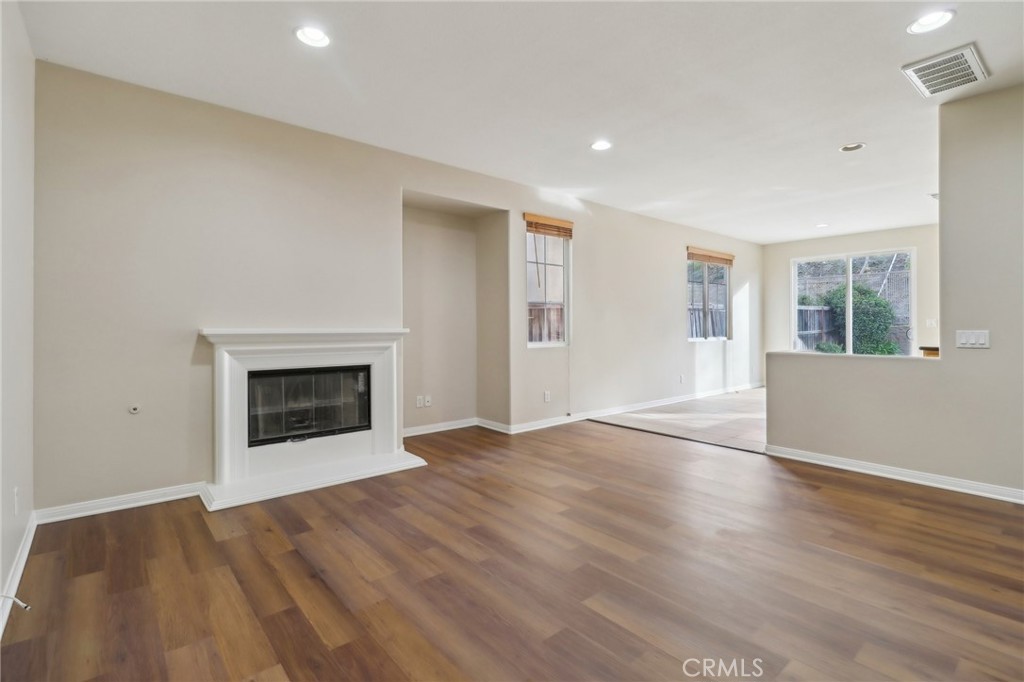 27741 Elderberry Street Property Photo 8