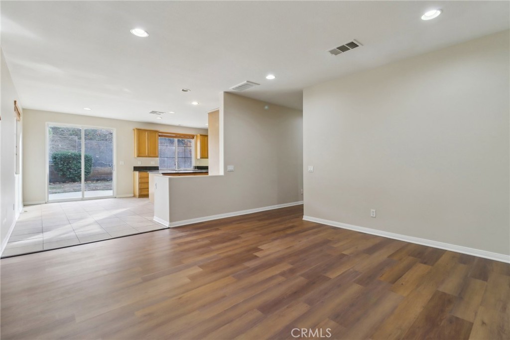 27741 Elderberry Street Property Photo 9