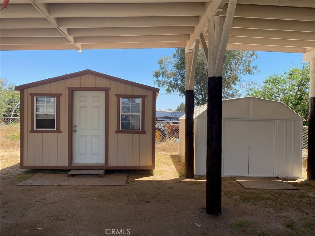 21705 John Street Property Photo 6