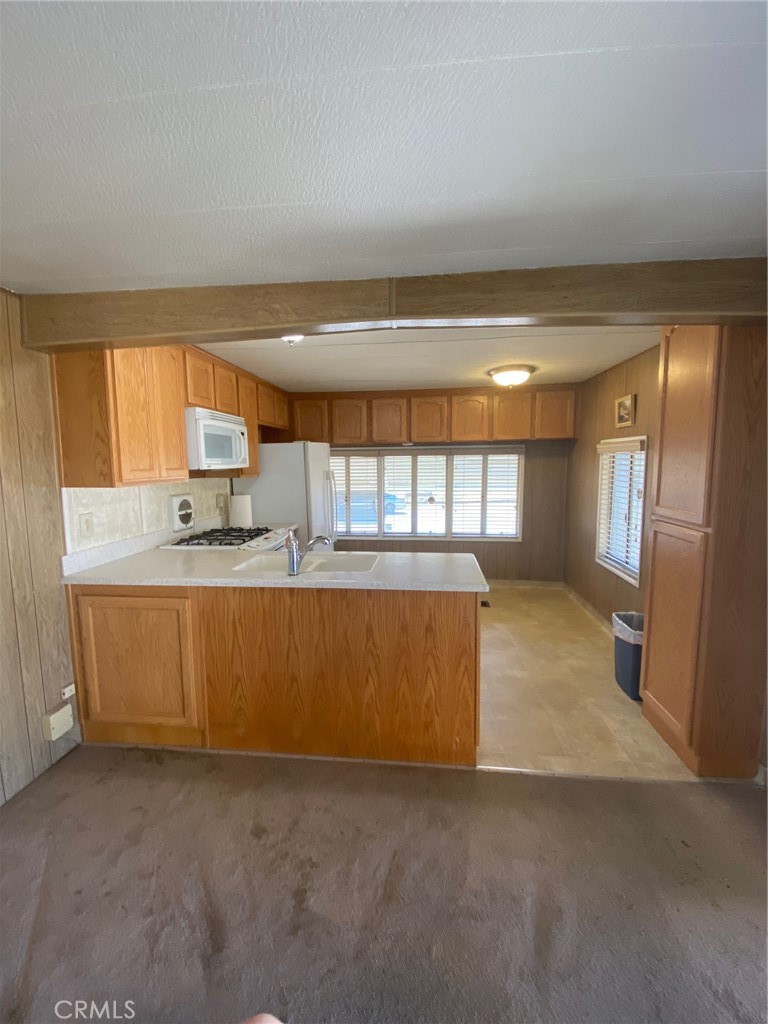 21705 John Street Property Photo 11
