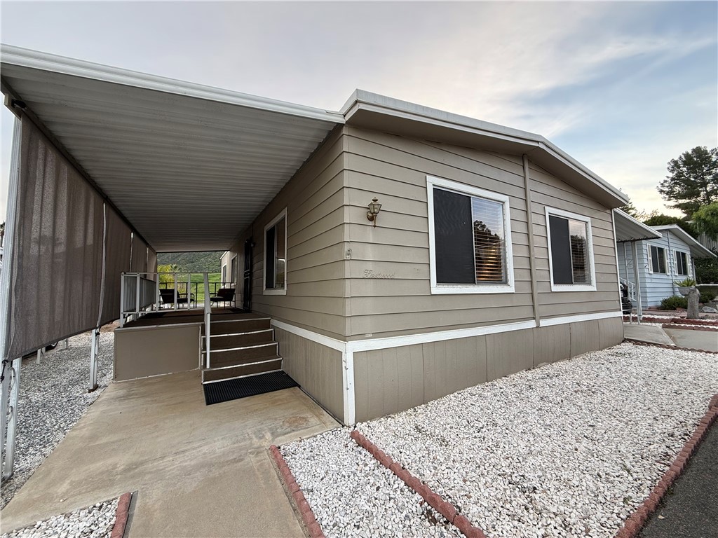 32600 State Highway 74 140 Property Photo 1