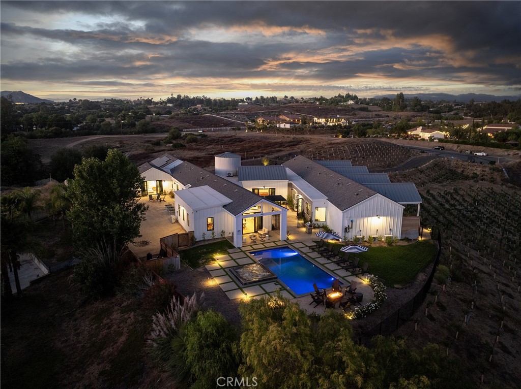 39241 Corte Venture Property Photo 4