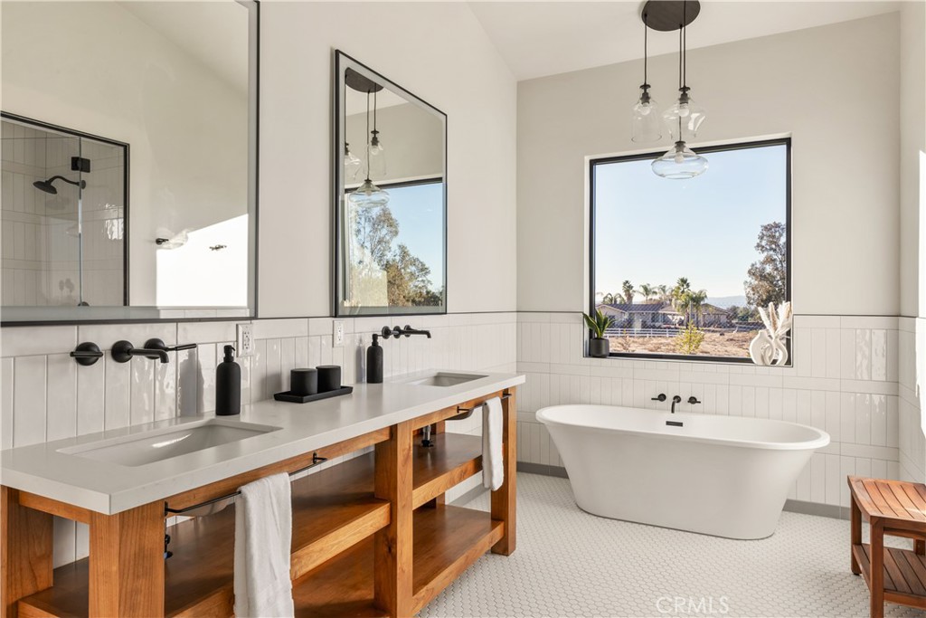 39241 Corte Venture Property Photo 19