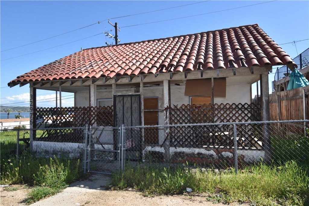 32976 Oleander Property Photo 3