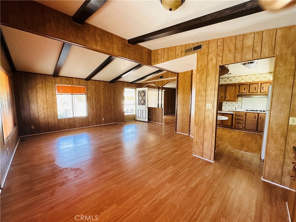 2230 Lake Park Drive 140 Property Photo 5