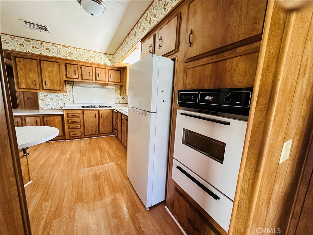 2230 Lake Park Drive 140 Property Photo 6