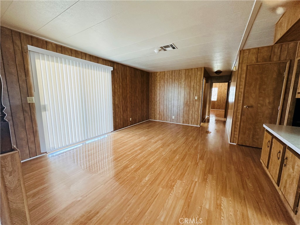 2230 Lake Park Drive 140 Property Photo 9