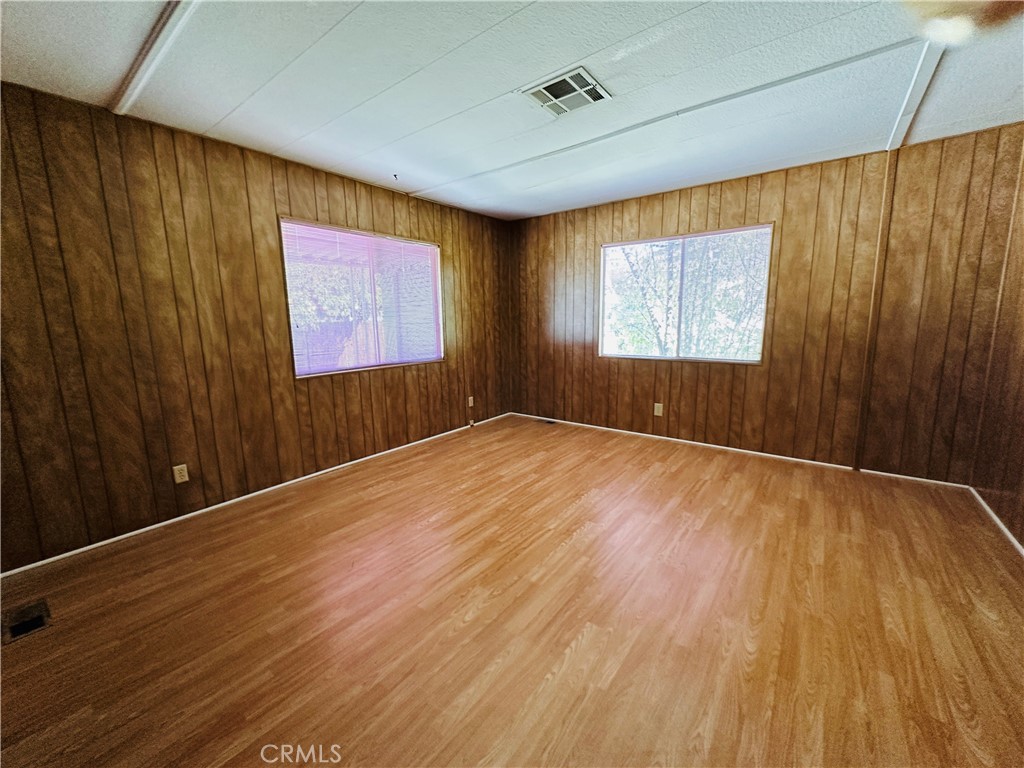 2230 Lake Park Drive 140 Property Photo 16