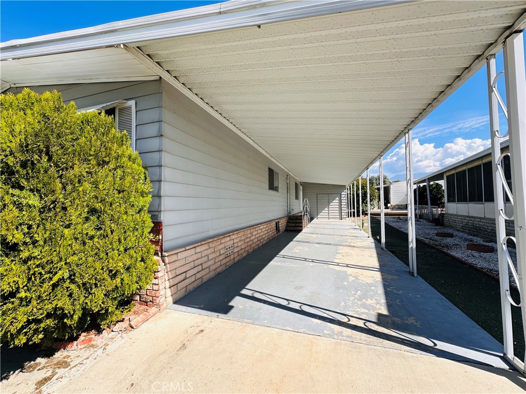 2230 Lake Park Drive 140 Property Photo 18