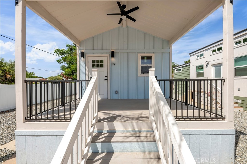 501 S Mistletoe 19 Property Photo 5