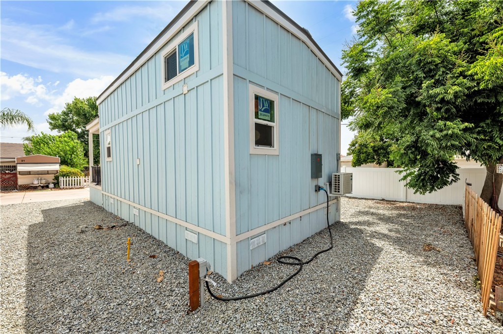 501 S Mistletoe 19 Property Photo 15