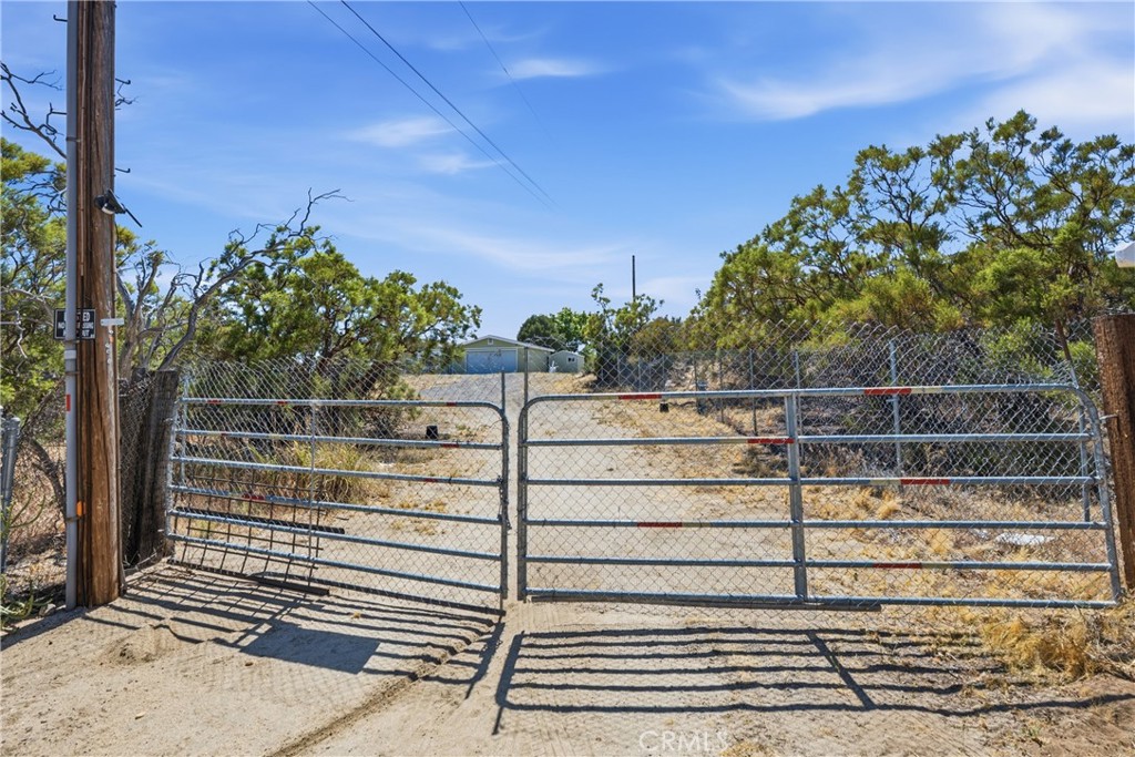 56515 Dickson Property Photo 29