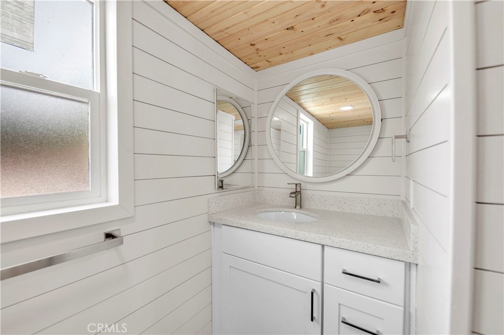 501 S Mistletoe 17 Property Photo 12