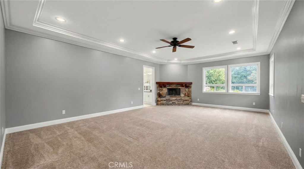 41275 Hacienda Drive Property Photo 9
