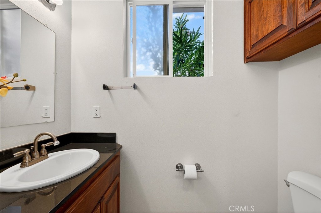 41275 Hacienda Drive Property Photo 17