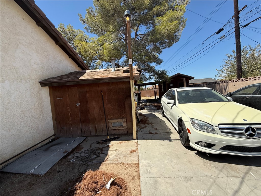 135 S Broadway Street Property Photo 40
