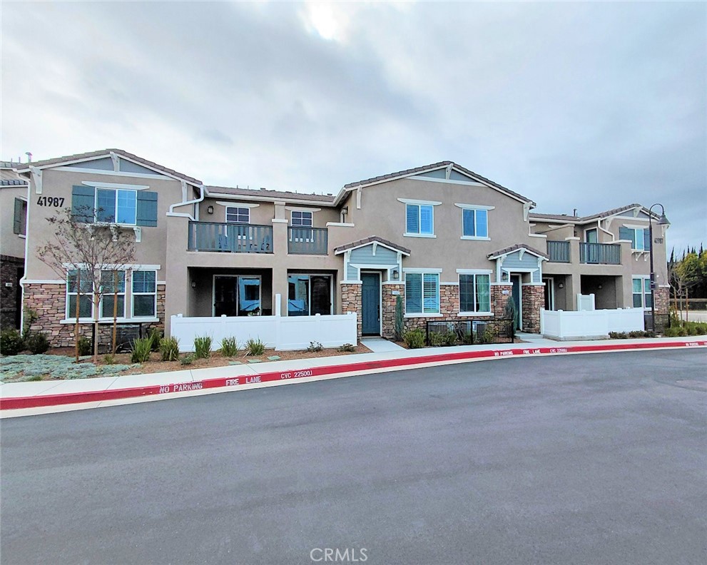 41987 Isadora 1402 Property Photo 1