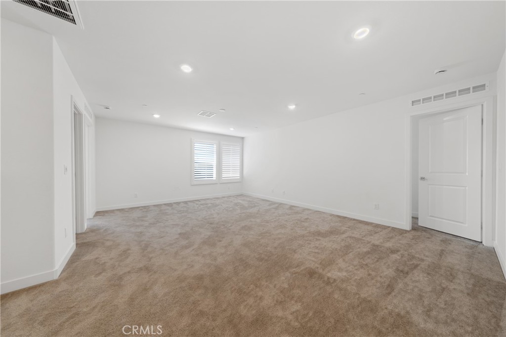 30842 White Pines Property Photo 34