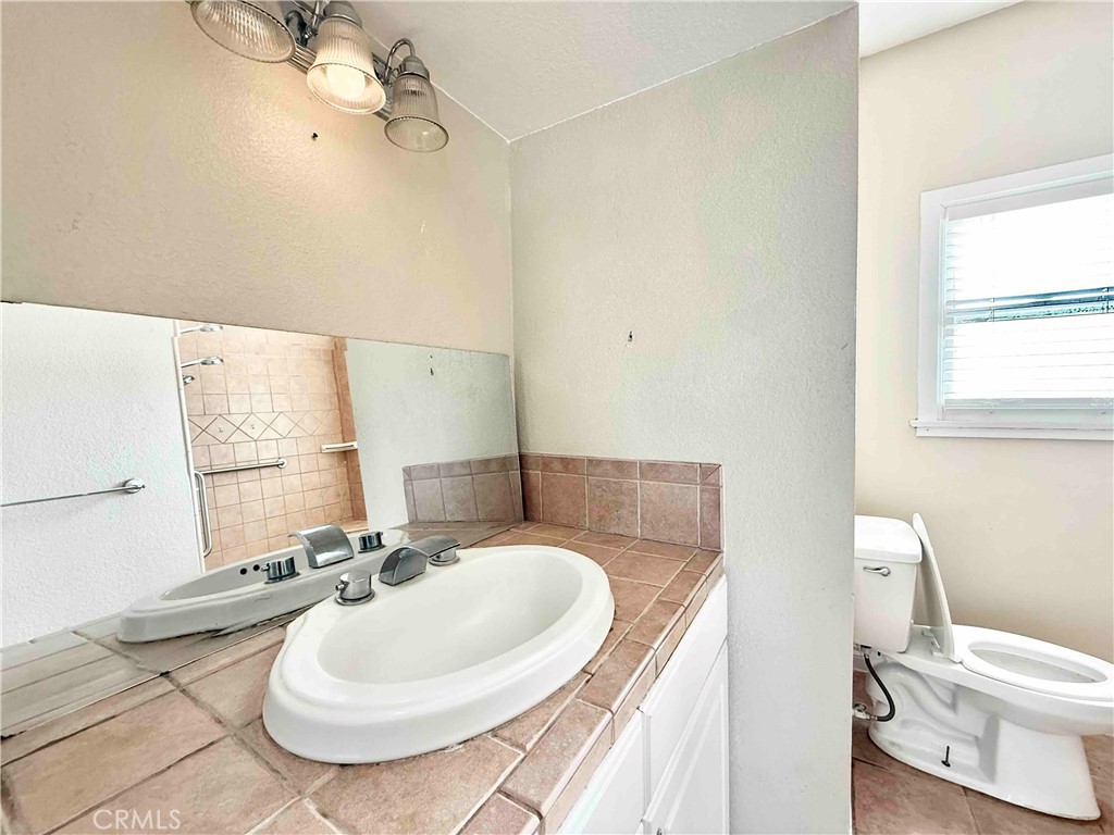 13331 Holly Street Property Photo 15