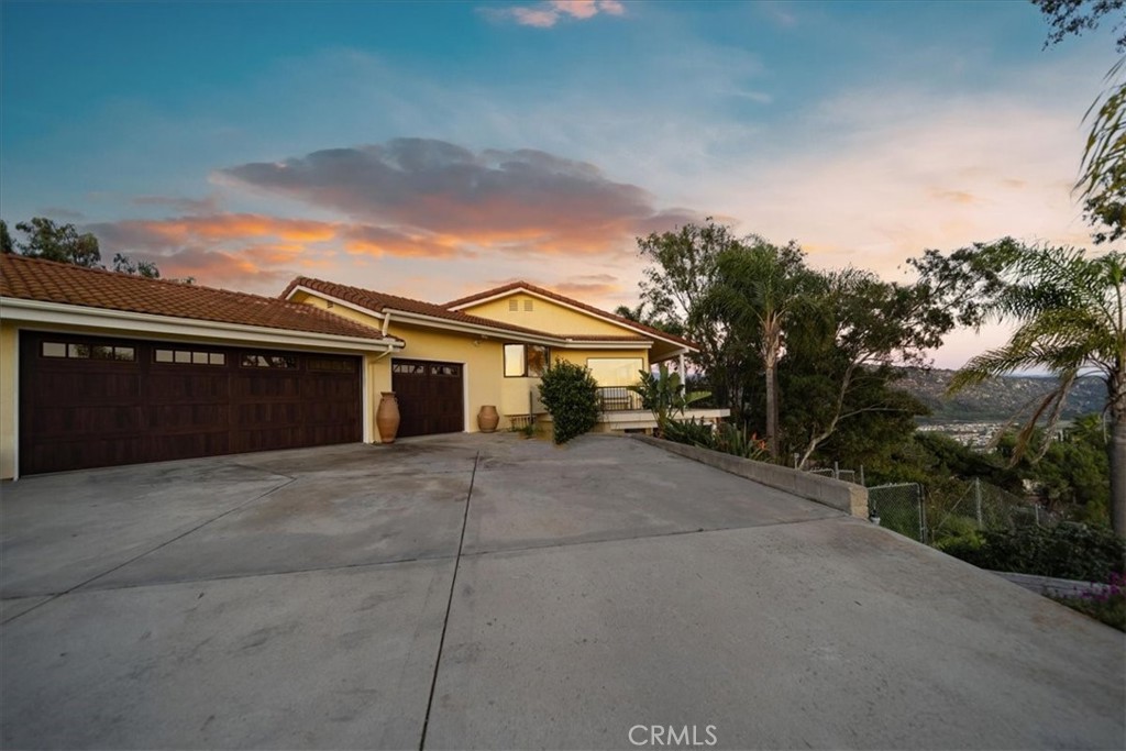 4408 Brodea Ln Property Photo 4
