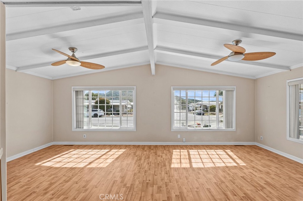26011 Kentia Palm Dr Property Photo 10