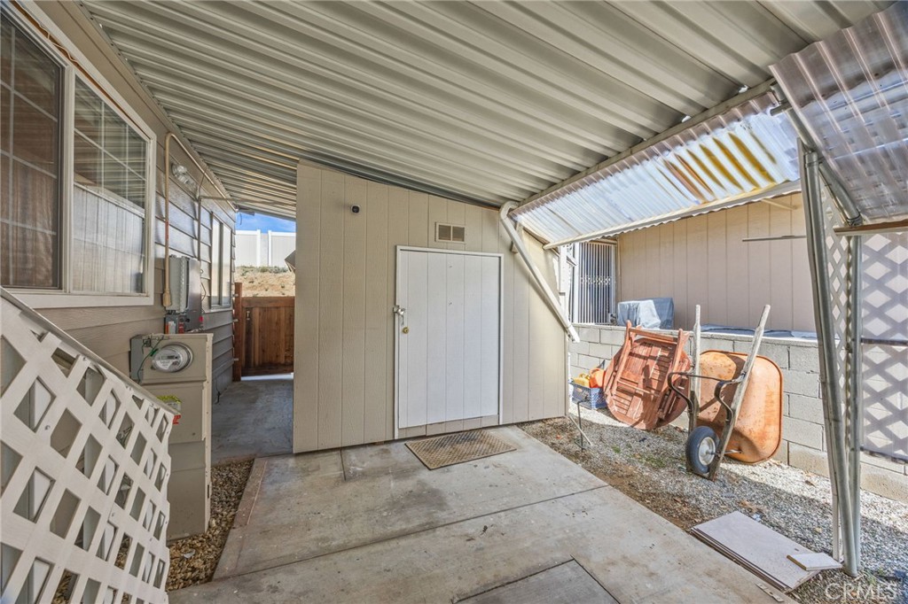 26011 Kentia Palm Dr Property Photo 32